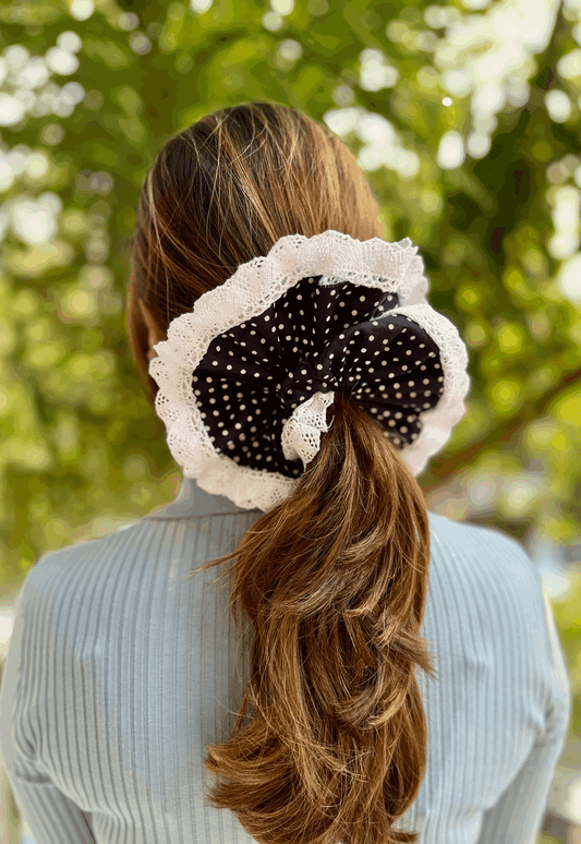 GARDENIA GIANT SCRUNCHIE