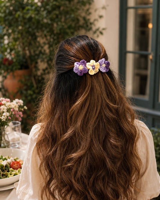 TROPICAL BLOOM CROCHET BOW
