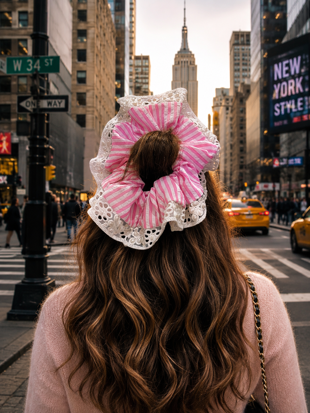ROSE STRIPE GIANT SCRUNCHIE
