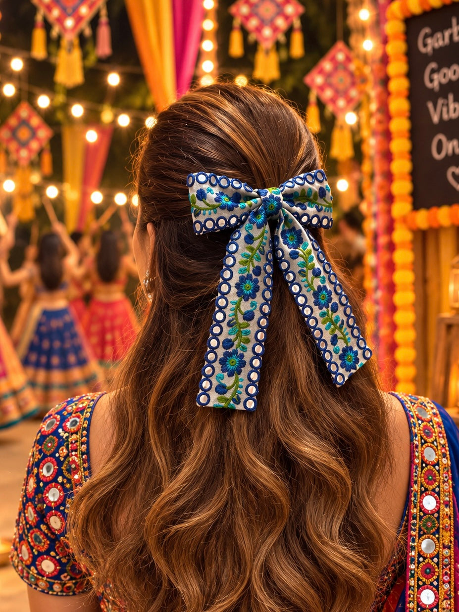 SAPPHIRE MUSE PIGTAIL BOW