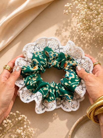 TROPICAL TIDE GIANT SCRUNCHIE