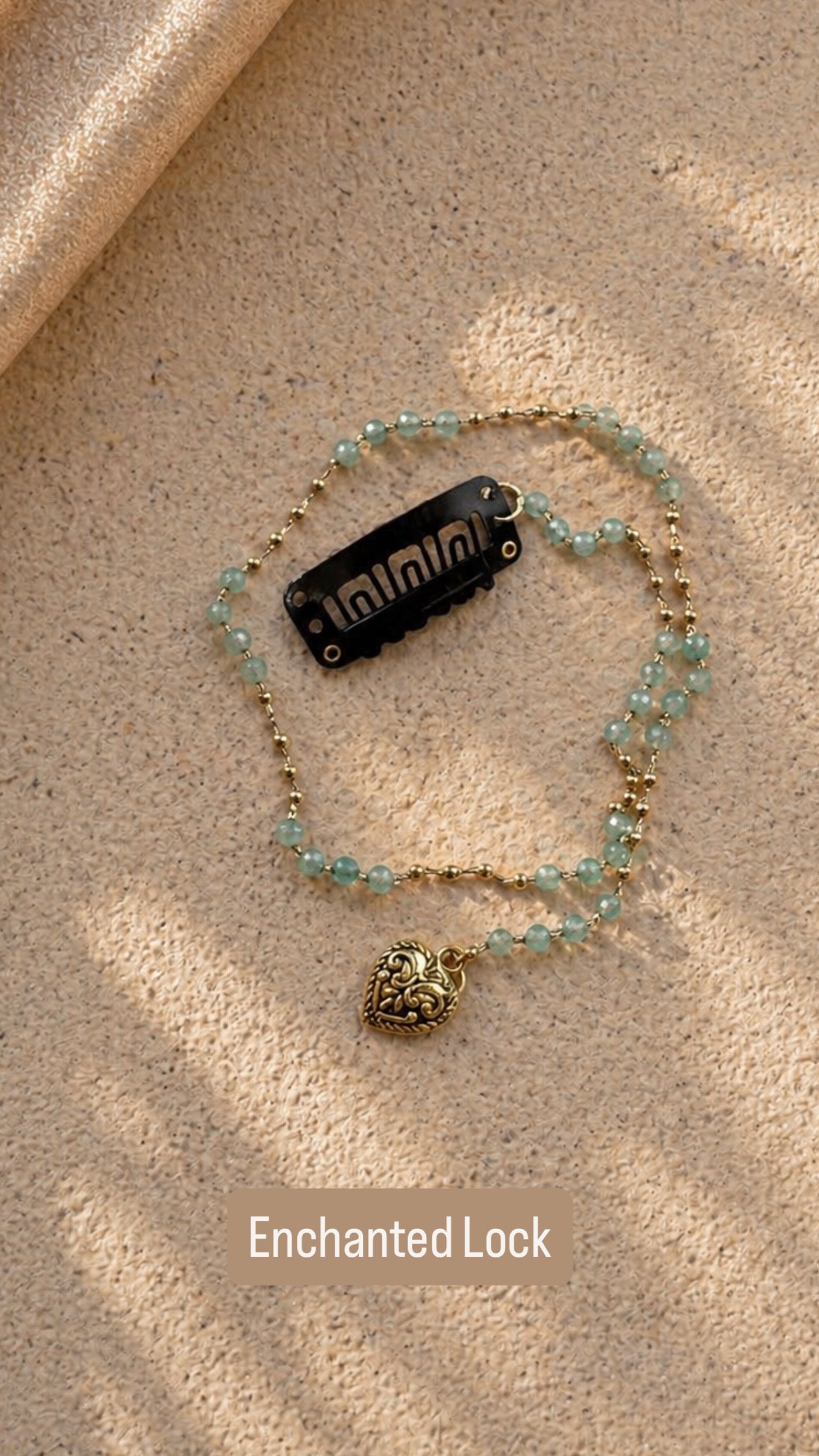 GOLD SITARA CHARM HAIR STRING