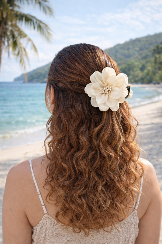 PEARL WHISPER HAIR CLAW