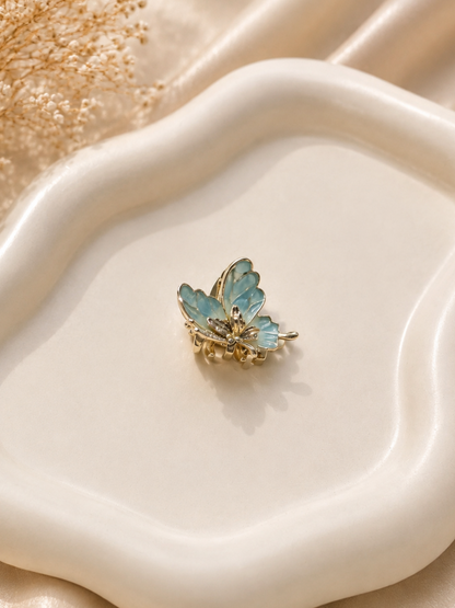 SAPPHIRE SKY MINI HAIR CLAW