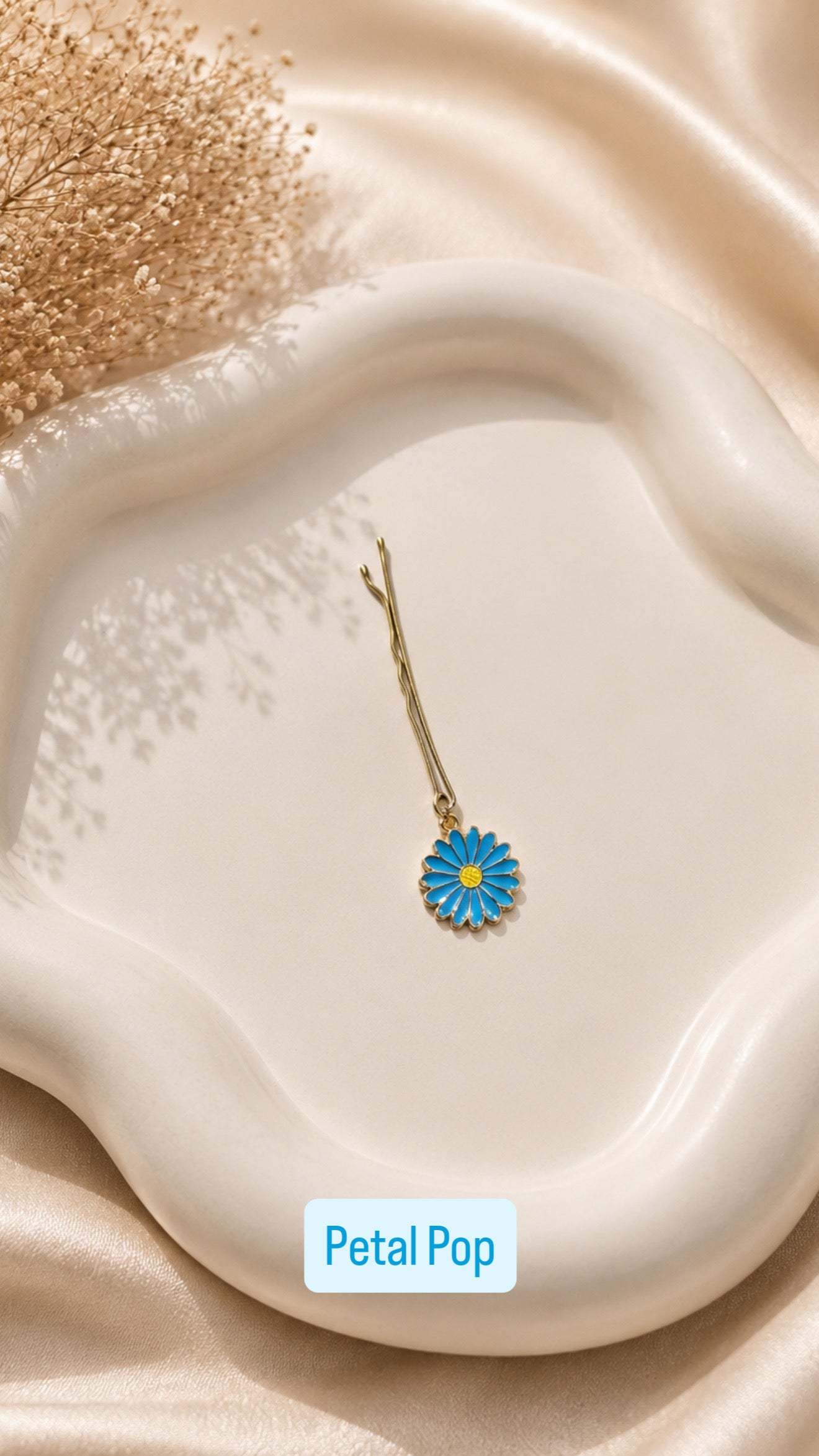 STAR GIRL CHARM HAIR CLIP
