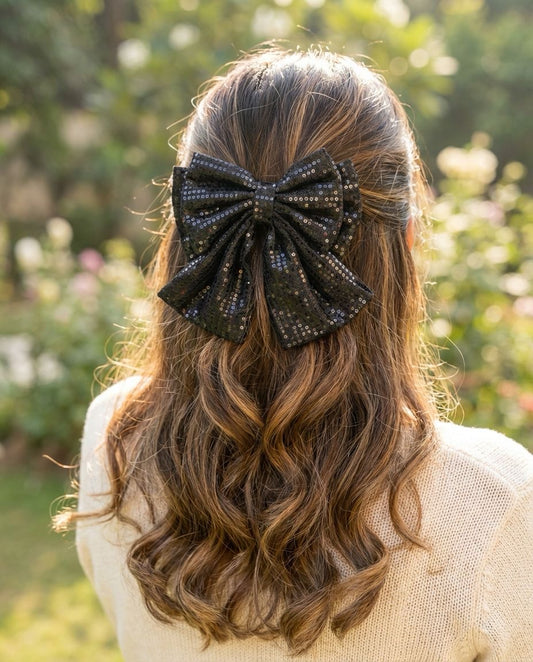BLACK SHINE PIGTAIL BOW