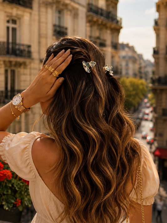 SAPPHIRE SKY MINI HAIR CLAW