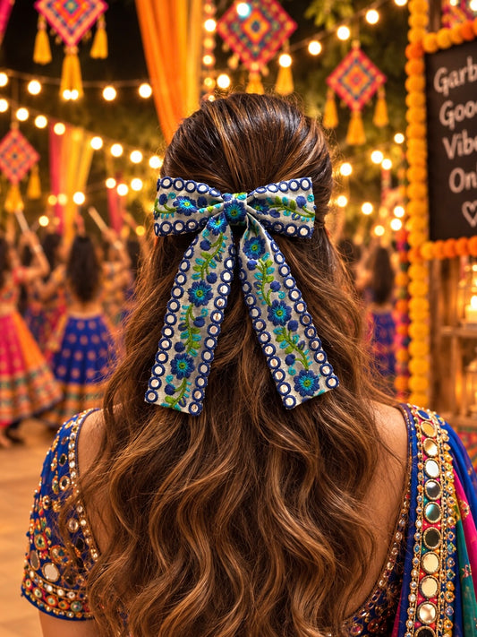 SAPPHIRE MUSE PIGTAIL BOW