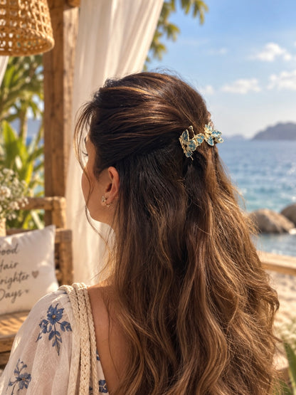 SAPPHIRE SKY MINI HAIR CLAW