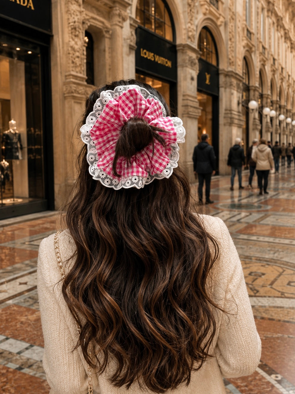 CEHRRY CRUSH GIANT SCRUNCHIE