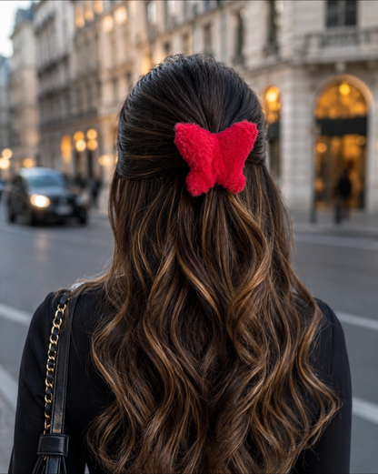 CHERRY RED HAIR CLAW