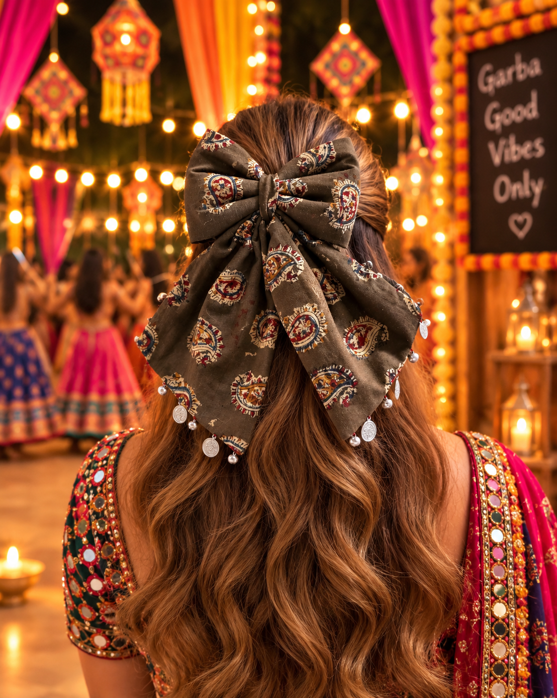 RANG BARAS PIGTAIL BOW