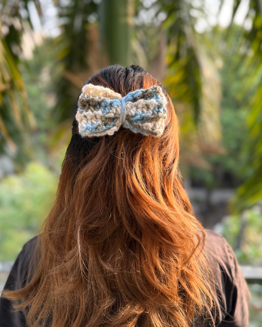 CLOUDBERRY CROCHET BOW
