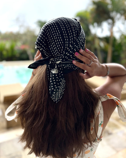HOLLYHOCK BANDANA