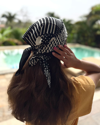 HOLLYHOCK BANDANA