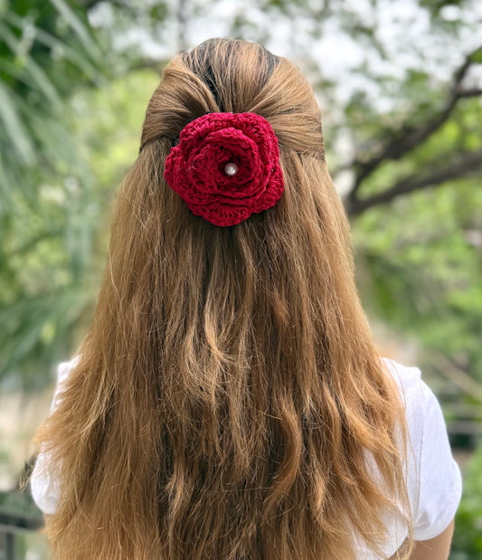 RED ROSE CROCHET BOW