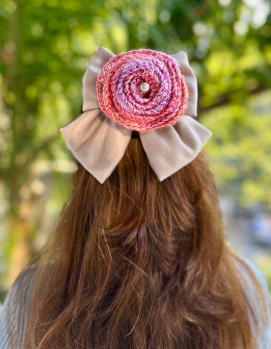 DUSTY MILLER PIGTAIL BOW