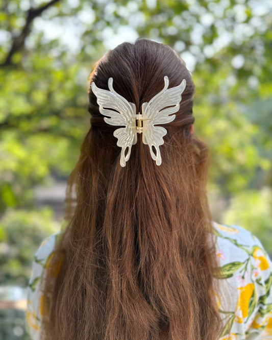 MAGNOLIA BUTTERFLY HAIR CLAW