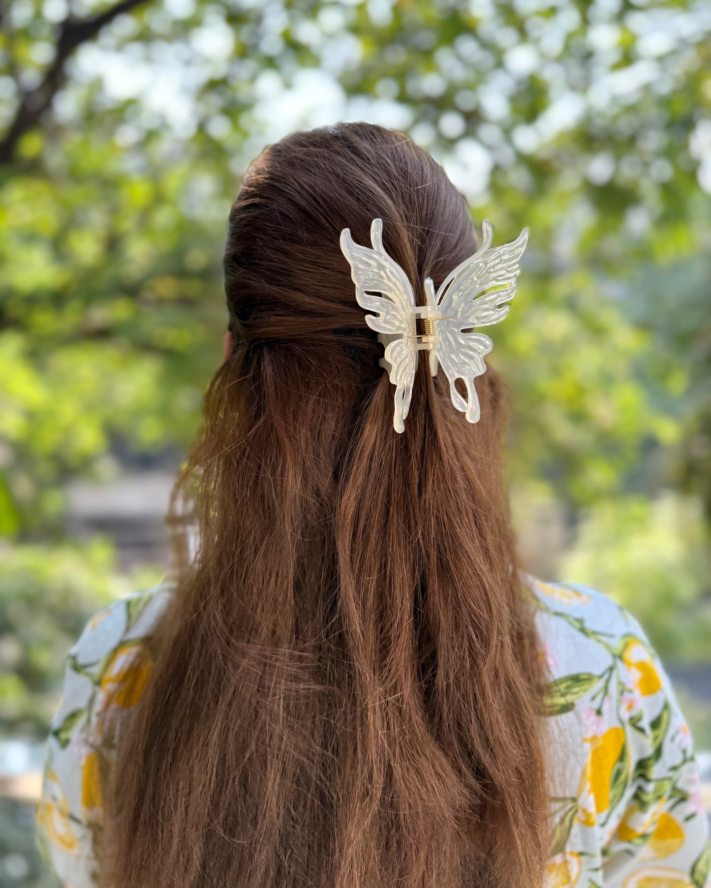 MAGNOLIA BUTTERFLY HAIR CLAW