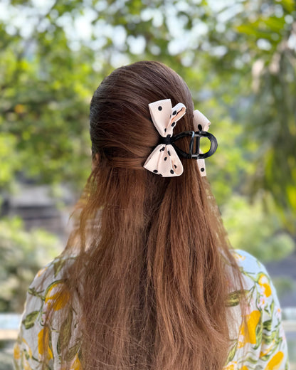 WHITE DOTTED HAIR CLAW