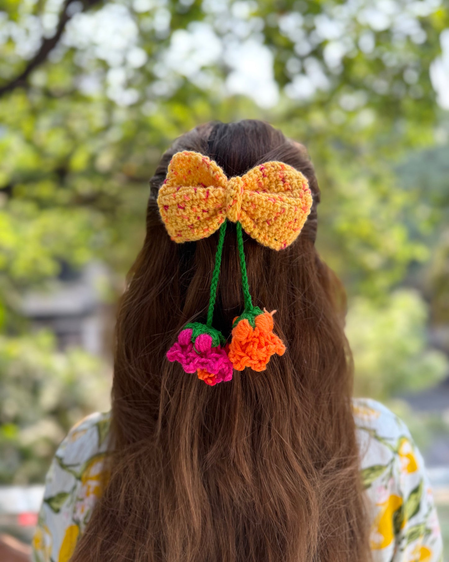 TULIP CROCHET BOW