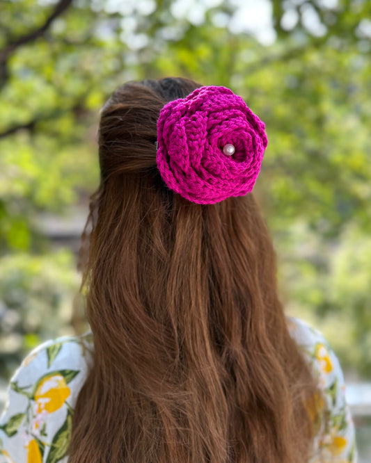DAWN CROCHET BOW