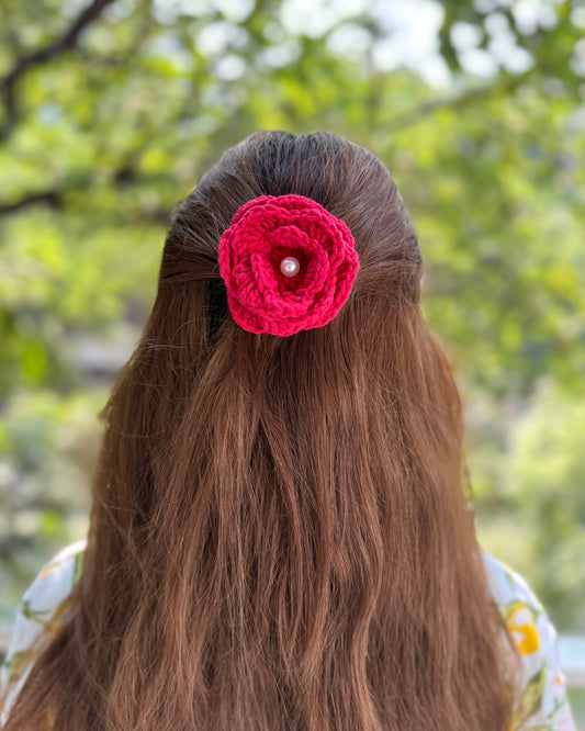 POPPY CROCHET BOW