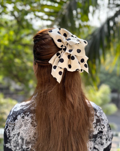 POLKA DOT HAIR CLAW