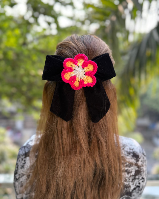 PEONY CROCHET BOW