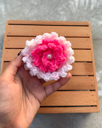 BBAY PINK CROCHET SCRUNCHIE