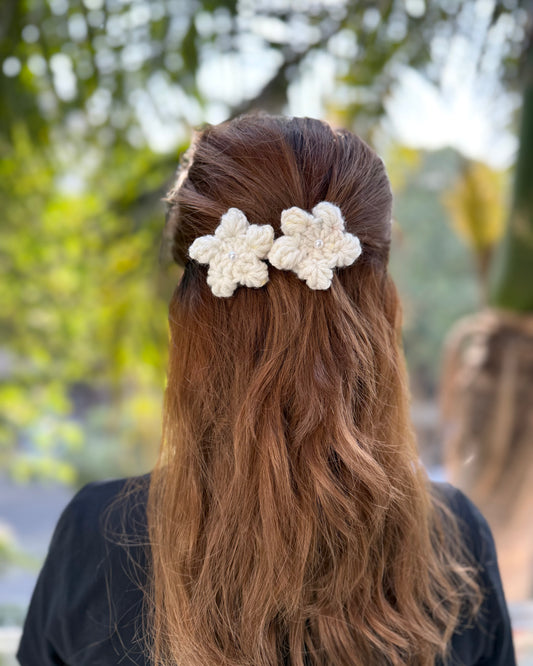 STARFISH CROCHET BOW