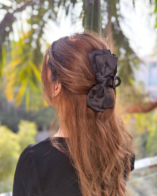 BLACK SUEDE HAIR CLAW