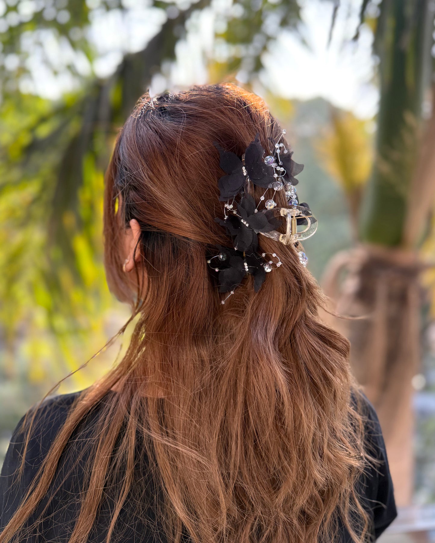 BLACK STAR HAIR CLAW