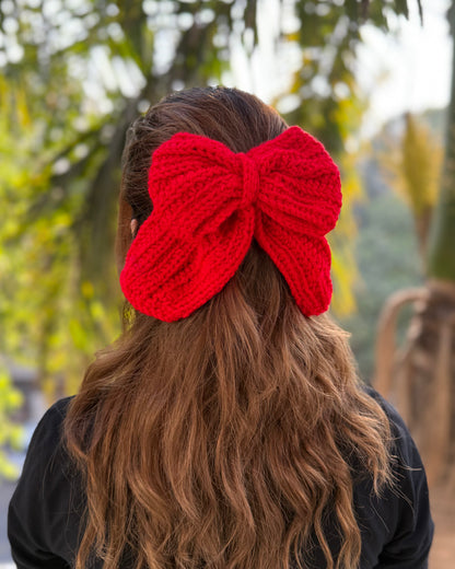 RED BEAUTY CROCHET BOW