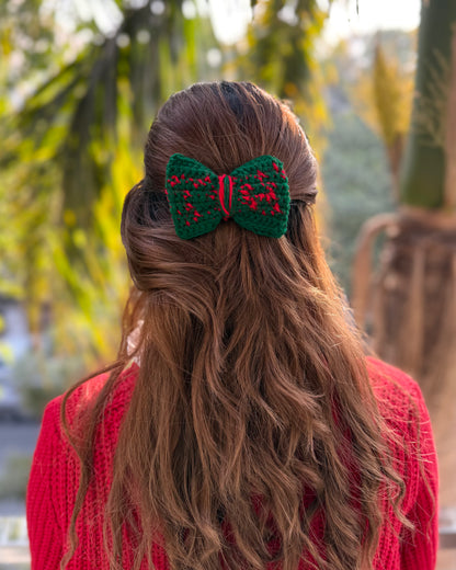 BELLS CROCHET BOW