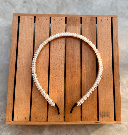 WHITE HEADBAND