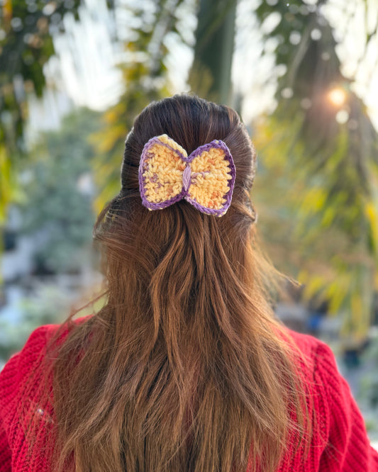 CAMELLIA CROCHET BOW