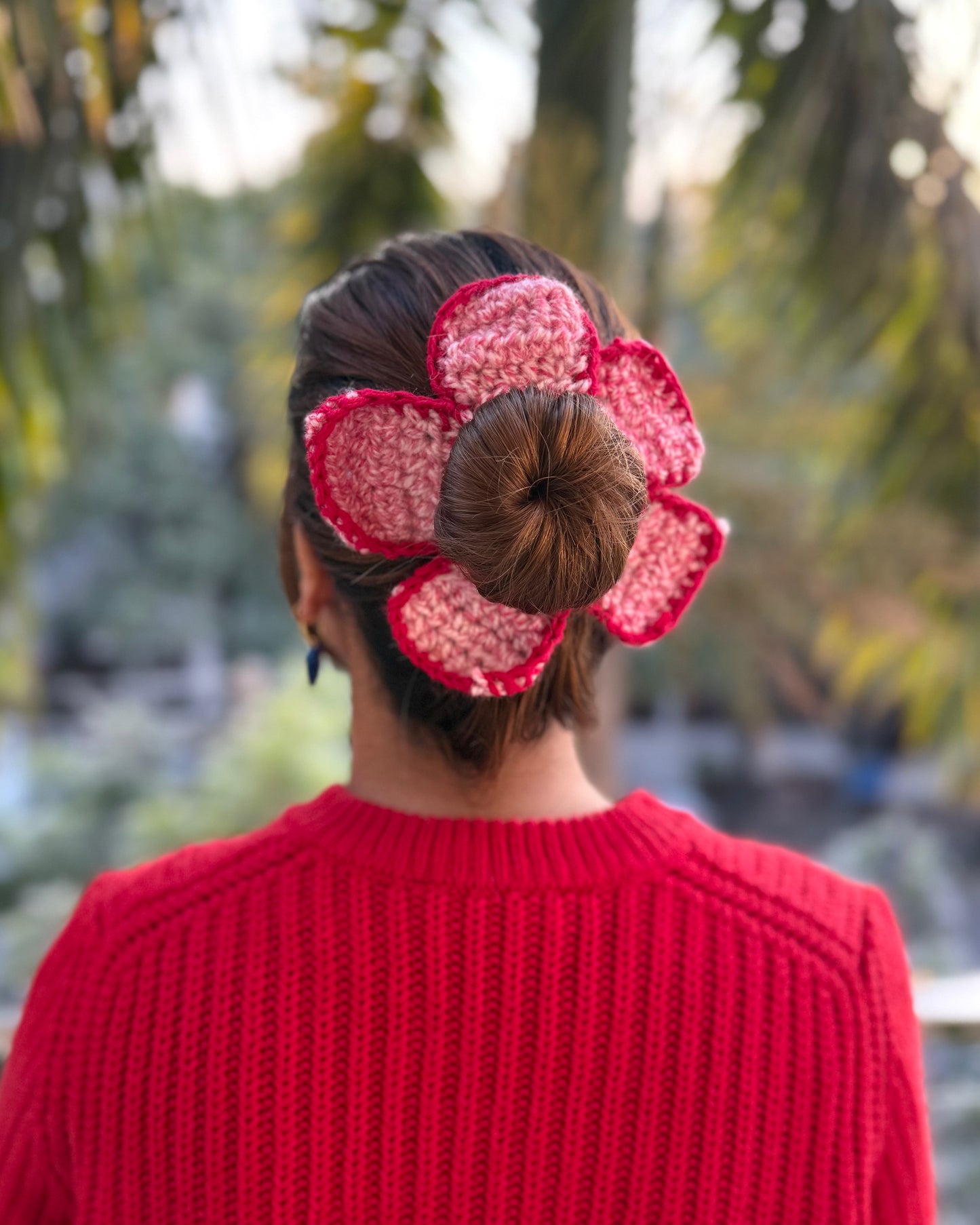 BUBBLEGUM CROCHET SCRUNCHIE