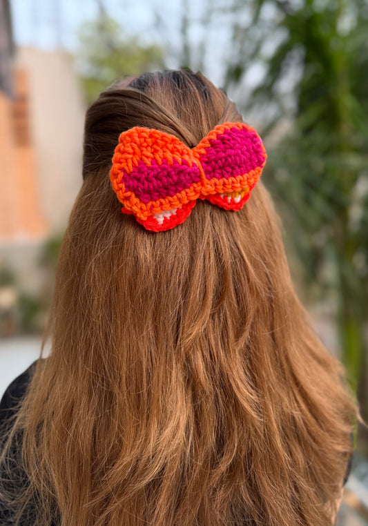 CALENDULA CROCHET BOW