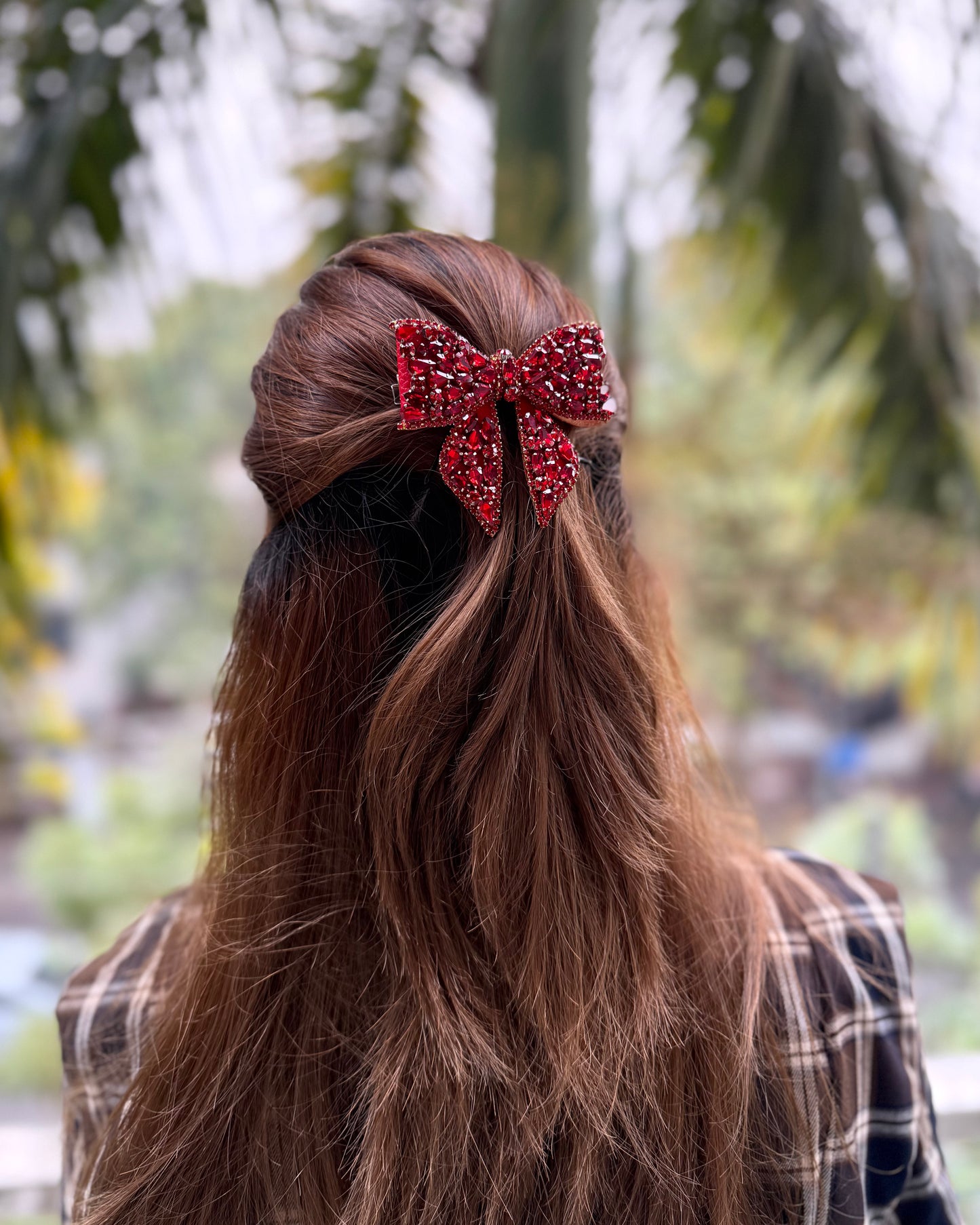 RED STAR BEJEWELLED BOW