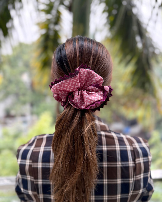 DIANTHUS GIANT SCRUNCHIE