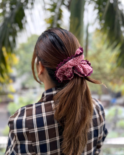 DIANTHUS GIANT SCRUNCHIE