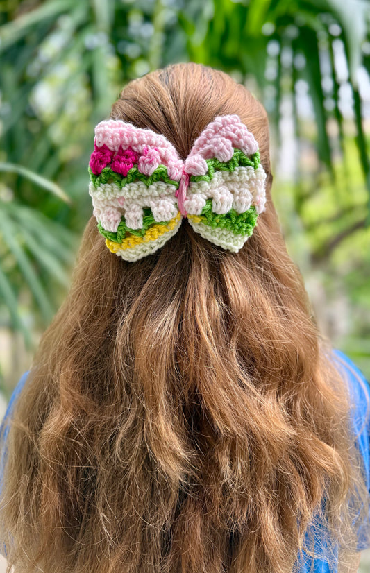 CARNATION CROCHET BOW