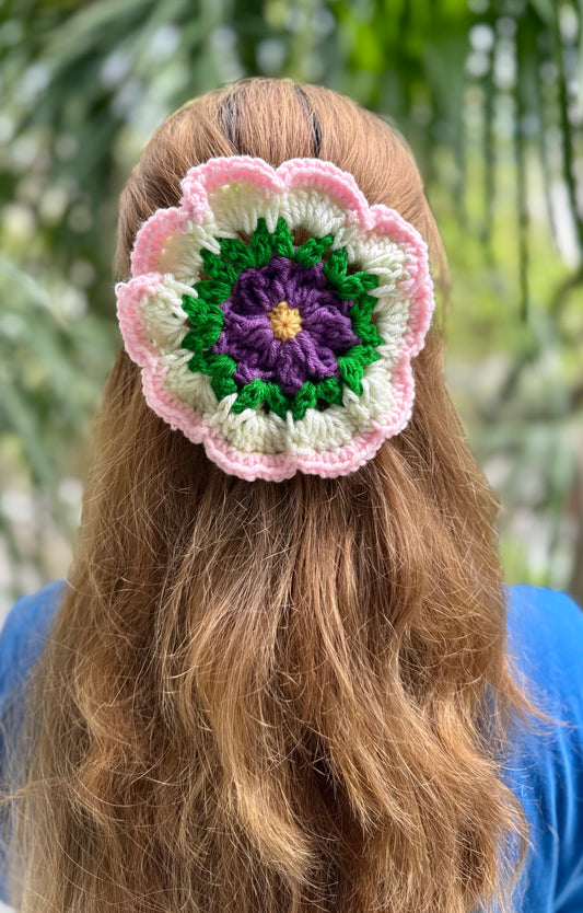 TULIP CROCHET BOW