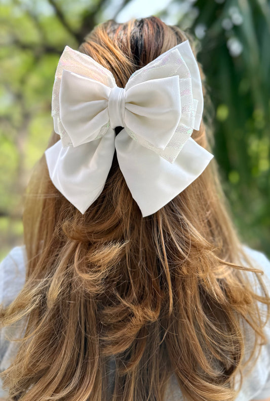 TULIP PIGTAIL BOW