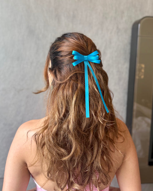 ICE PIGTAIL BOW