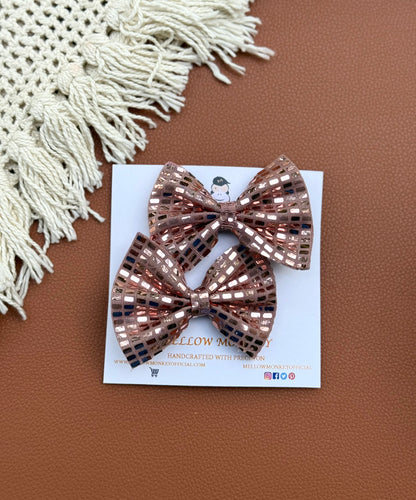 LILIES HAIR CLIPS