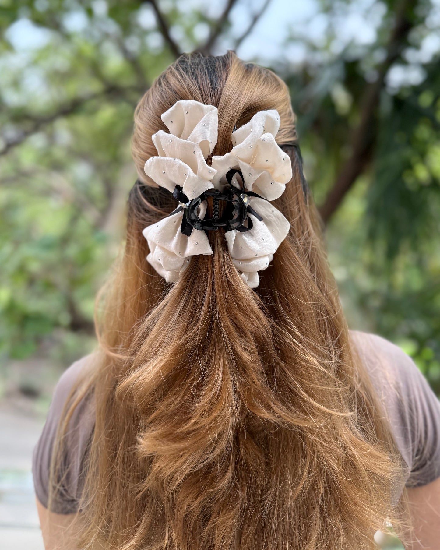 MAGNOLIA HAIR CLAW