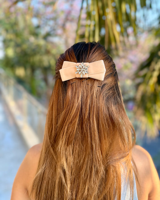 MOON MOTH CLASSIC BOW