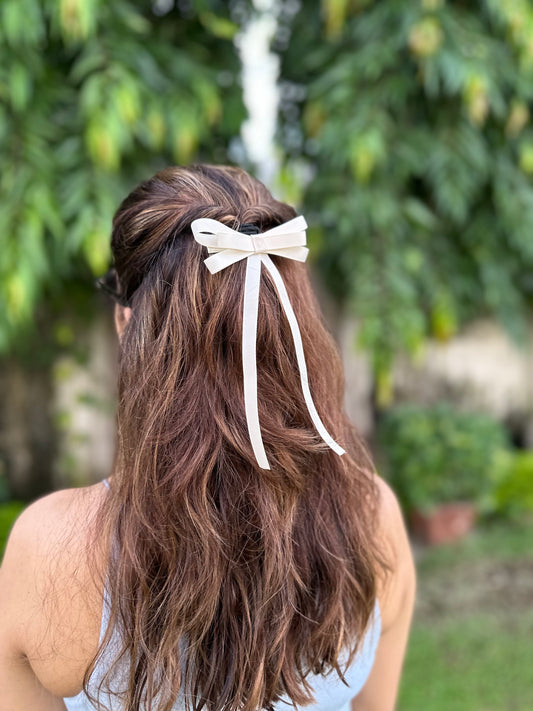 LILY PIGTAIL BOW